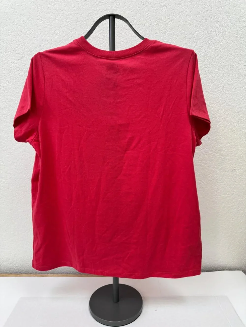 Hello Kitty Heart Balloon Graphic T Shirt Womens XXL Pink Sanrio NWT - Picture 2 of 11
